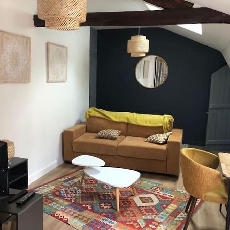 Appartement En Coeur De Ville Angers Exterior photo