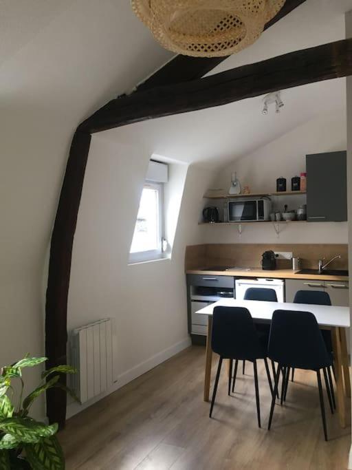 Appartement En Coeur De Ville Angers Exterior photo