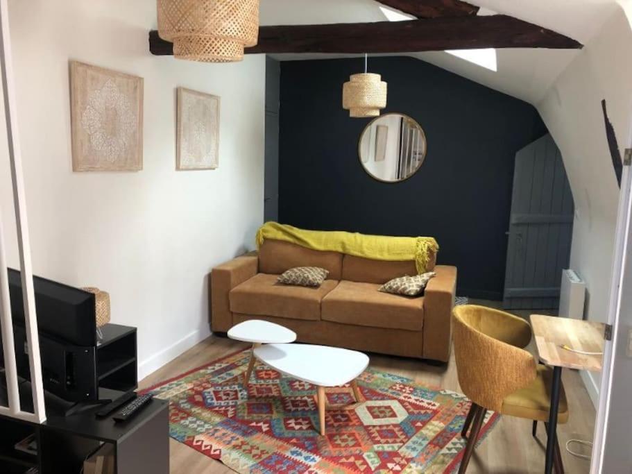 Appartement En Coeur De Ville Angers Exterior photo